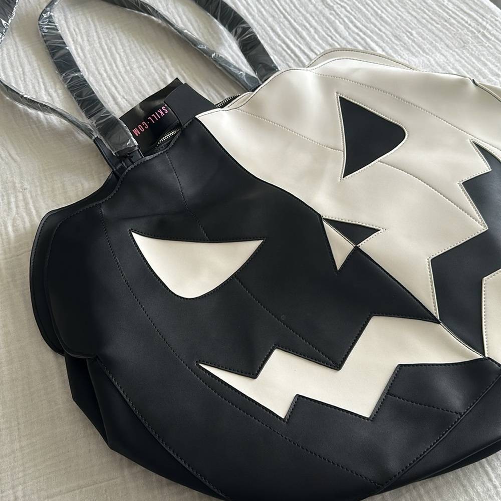 Dolls Kill Black & White Pumpkin Face Tote - Picture 6 of 14